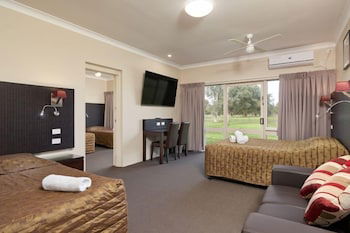 Australian Homestead - Accommodation NSW 6