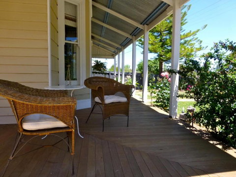 La Maison St. Arnaud - Accommodation NSW 3