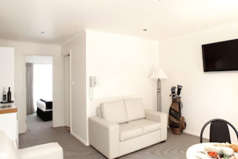 Murray Downs Resort - Accommodation NSW 4