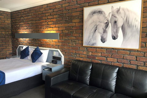 Logan City Motor Inn - Accommodation NSW 7