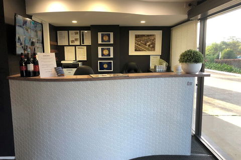 Logan City Motor Inn - Accommodation NSW 5