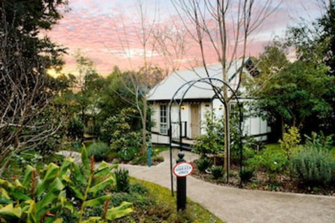 Olinda Country Cottages - Accommodation NSW 0