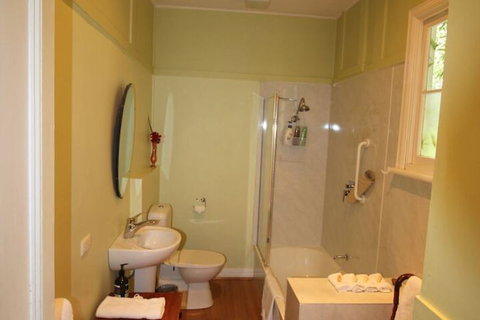 Olinda Country Cottages - Accommodation NSW 6