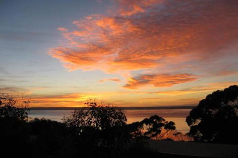 Cooinda Holiday Village - Accommodation NSW 0
