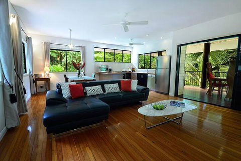 Misty Mountains Rainforest Retreat - Accommodation NSW 5