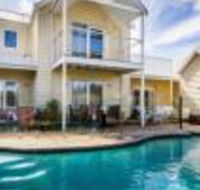 Seaside Spa Retreat - Accommodation NSW