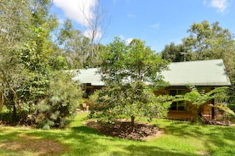 Bushland Cottages And Lodge - Accommodation NSW 0
