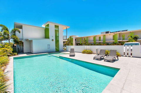 Mackay Oceanside Central Hotel - Accommodation NSW 1