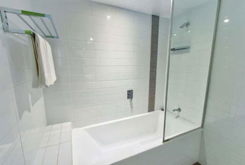 Mackay Oceanside Central Hotel - Accommodation NSW 6