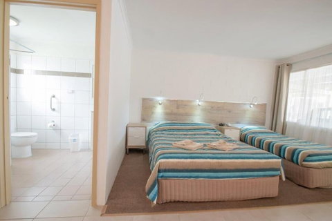 A & A Motel - Accommodation NSW 3