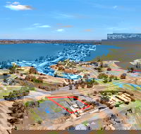 Kennedy Holiday Villas