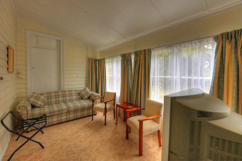 Acacia Bed & Breakfast - Accommodation NSW 7