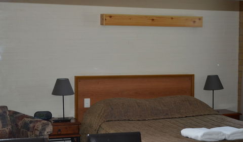 Alexander Motor Inn Moree - Accommodation NSW 5