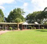 McCarthy Lake House - Accommodation NSW