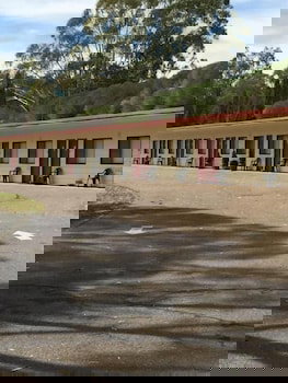 Wagon Wheel Motel - Accommodation NSW 4