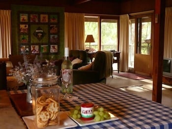 The Burrow At Wombat Bend - Accommodation NSW 3