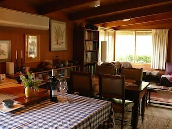 The Burrow At Wombat Bend - Accommodation NSW 2