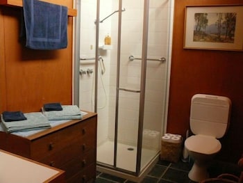 The Burrow At Wombat Bend - Accommodation NSW 6