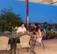 La Marina Waterfront Villa - Accommodation NSW