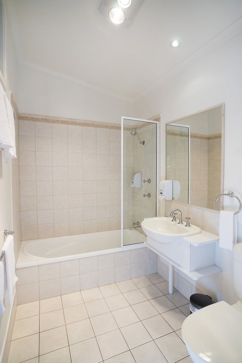 Barlings Beach Holiday Park - Accommodation NSW 6