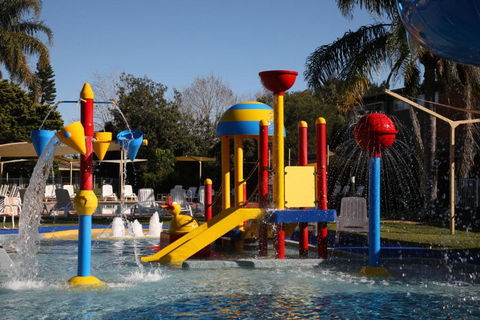 Tuncurry Lakes Resort - Accommodation NSW 5