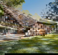 Avoca Beach Hotel - Accommodation NSW