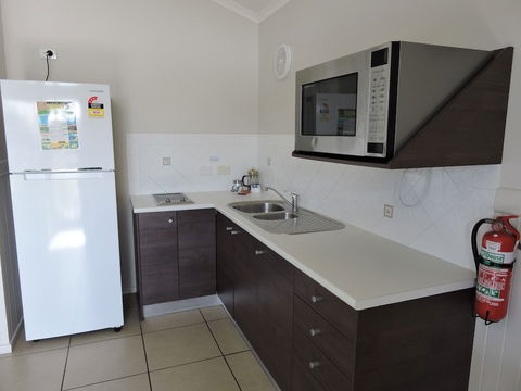 First Sun Holiday Park - Accommodation NSW 6