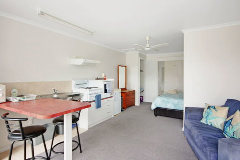 Carmens Inn - Accommodation NSW 5