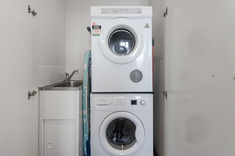 BOUTIQUE STAYS - Zinc 501 - Accommodation NSW 2