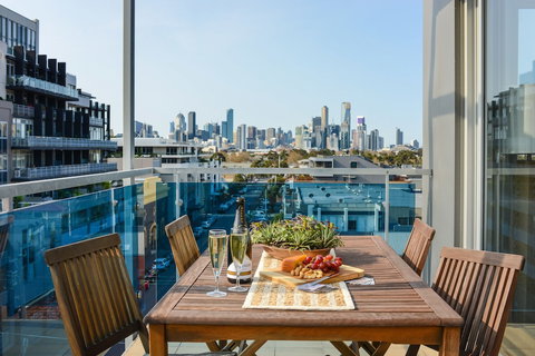 BOUTIQUE STAYS - Zinc 501 - Accommodation NSW 1