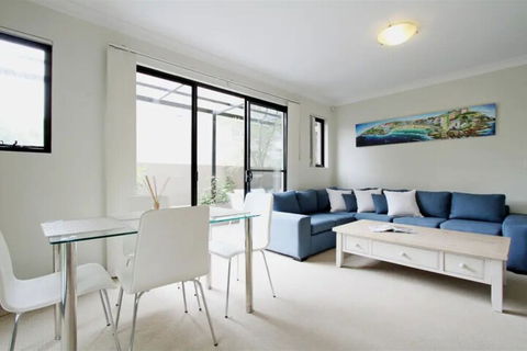 Bondi Beach Garden Apartment - Accommodation NSW 1