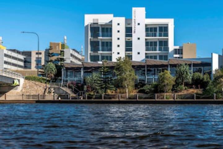 Birtinya QLD Accommodation NSW