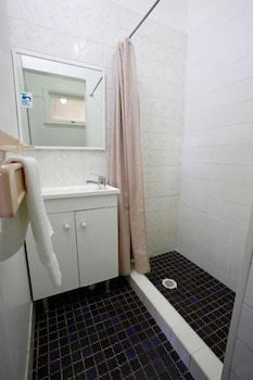 Tea Gardens Hotel - Accommodation NSW 5