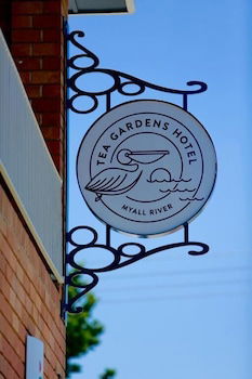Tea Gardens Hotel - Accommodation NSW 0
