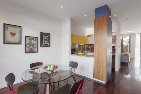 BOUTIQUE STAYS - Somerset Terrace - Accommodation NSW 2