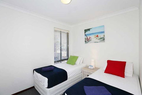 Scarborough Beach Front Resort Shell 4 - Accommodation NSW 6
