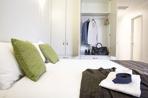 Abode Narrabundah - Accommodation NSW 2