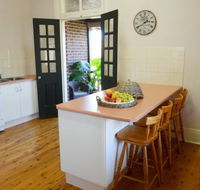 The Bank B  B West Wyalong - Accommodation NSW