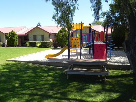Busselton Villas And Caravan Park - Accommodation NSW 5