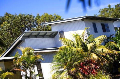 Mobys Beachside Retreat - Accommodation NSW 0
