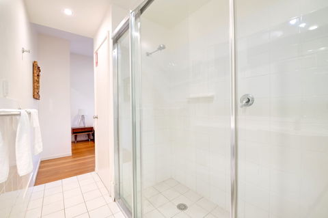 Mobys Beachside Retreat - Accommodation NSW 5