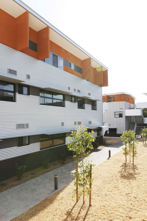 Western Sydney University Village- Parramatta Campus - Accommodation NSW 4