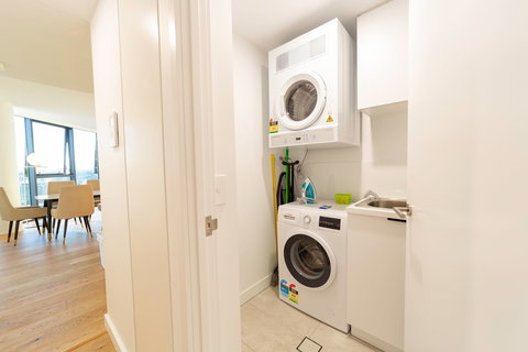 Arise Brisbane One - Accommodation NSW 3