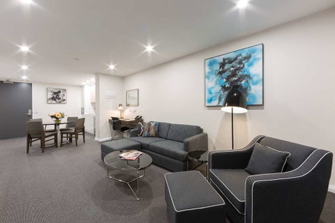 Avenue Hotel Canberra - Accommodation NSW 5
