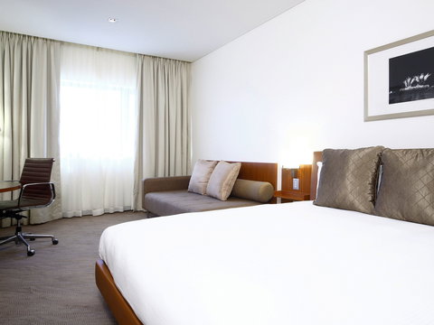 Novotel Canberra - Accommodation NSW 0