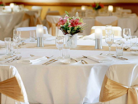 Novotel Canberra - Accommodation NSW 6