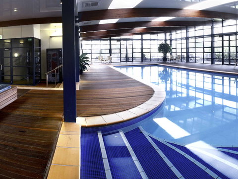 Novotel Canberra - Accommodation NSW 13