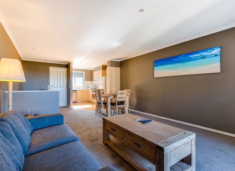 Aqualuna Beach Resort - Accommodation NSW 5