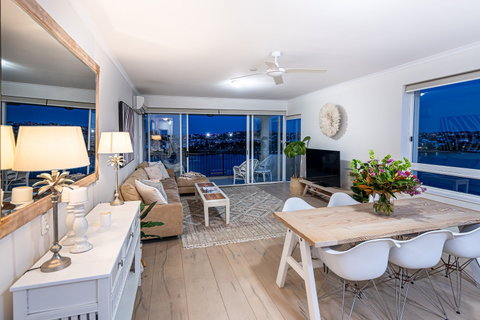 Goldsborough Place - Accommodation NSW 14