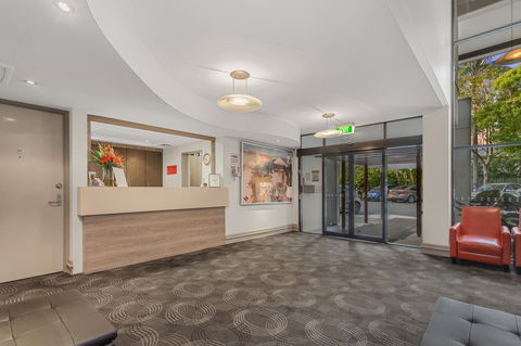 The Airport International Motel - Accommodation NSW 2